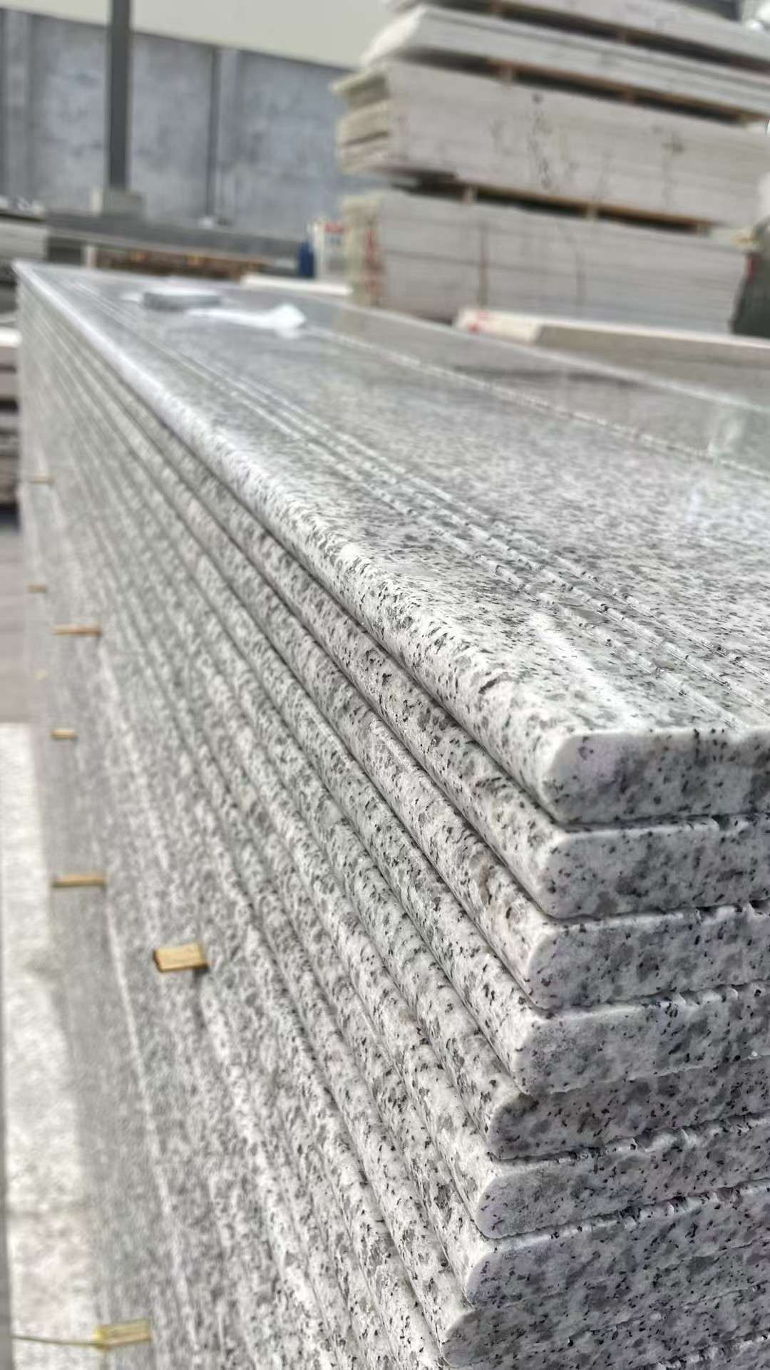 广州芝麻白楼梯踏步 花岗岩楼梯板材